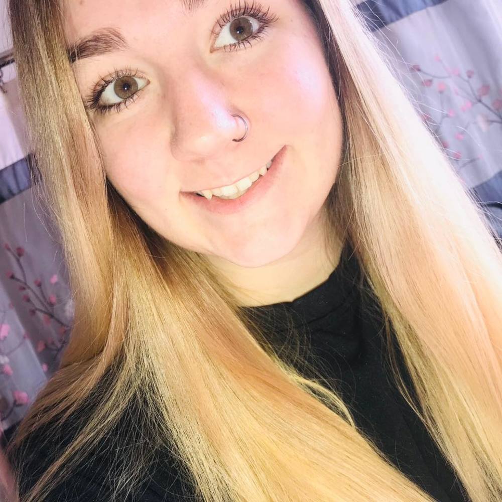 Meet your Posher, Nicole